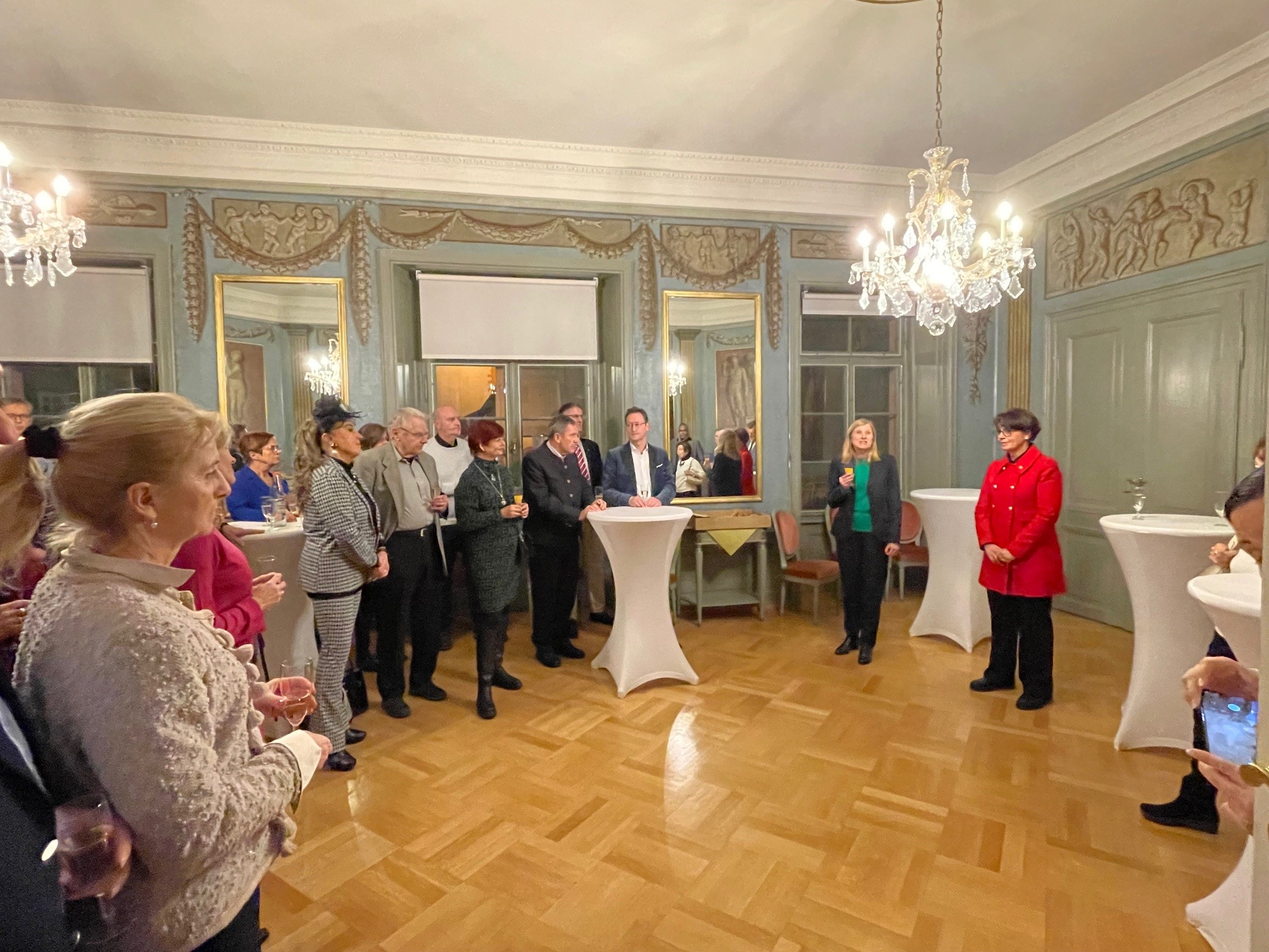 Bürgermeisterin Claudia Felden betonte wie wichtig dieArbeit des Lions Club Leimen für die Gemeinden Leimen, Sandhausen und Nußloch ist.