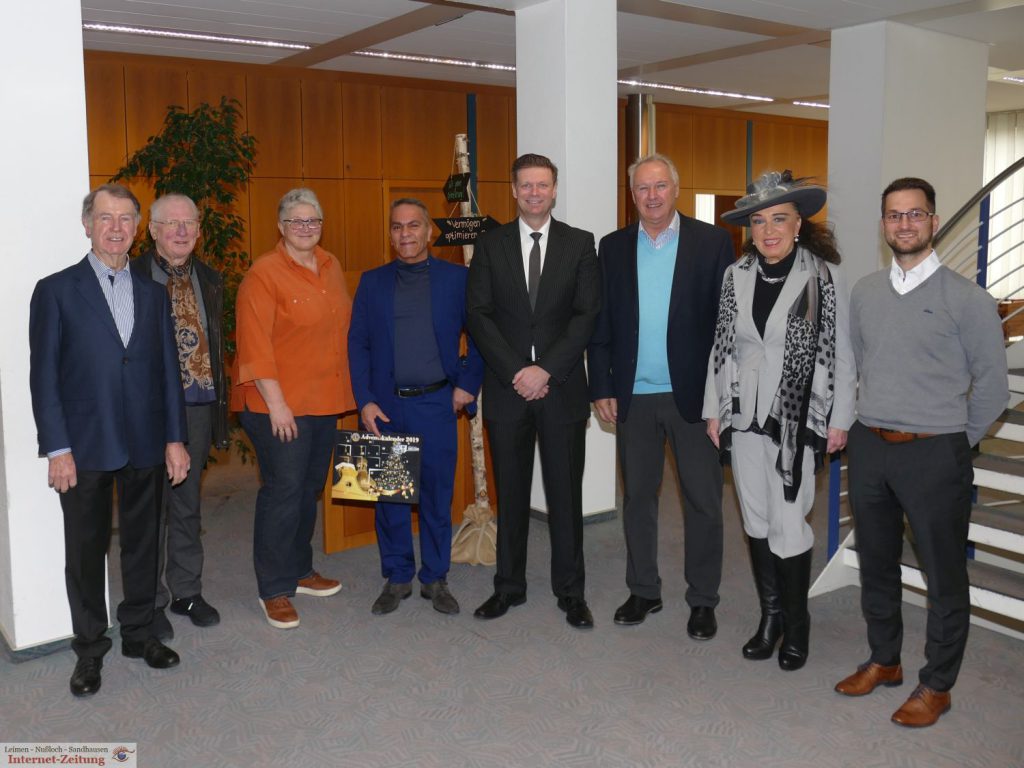 v. l. Heinz Thomann (Lions), Peter Marinoff (Lions), Ingrid Hinz (Lions), Saied Ebadollahi, Andreas Prax (Volksbank Leimen) Jürgen Schiller (Club Präsident Lions Leimen) Anett Schmaus (Lions), Martin Wiedemann